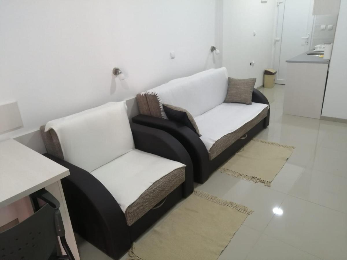 Apartment Maka 3 Soko Banja Bagian luar foto