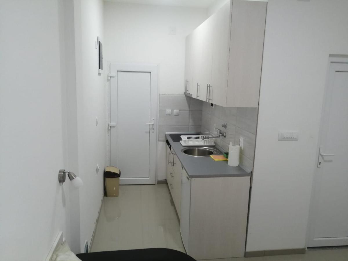 Apartment Maka 3 Soko Banja Bagian luar foto